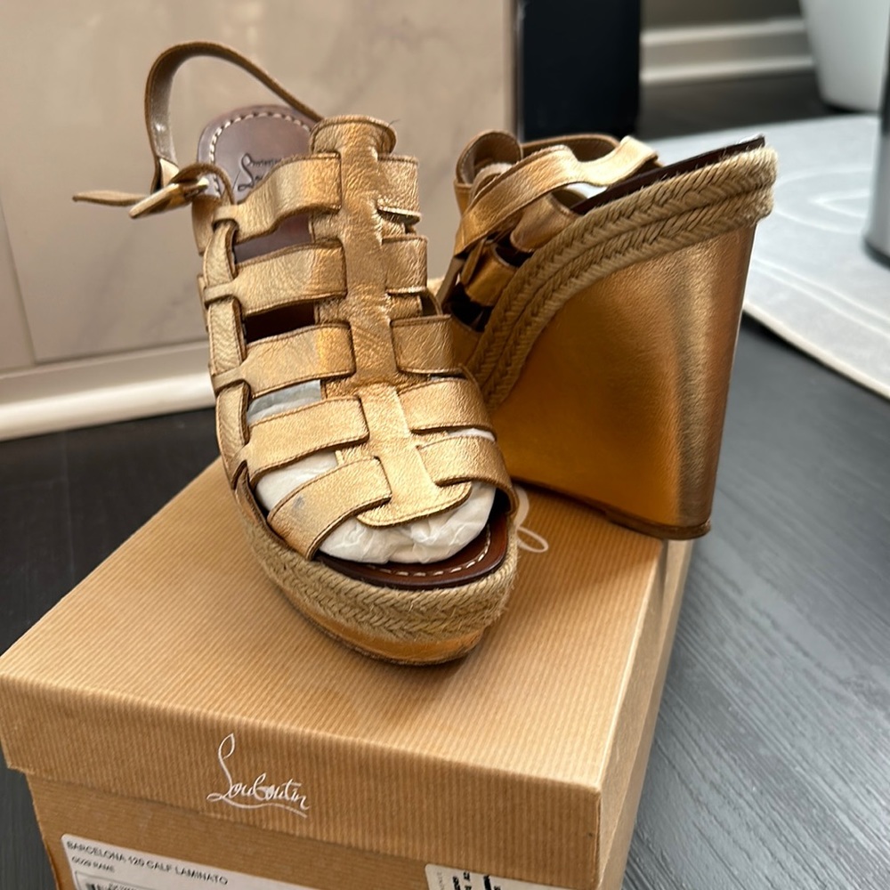 The Louboutin Barcelona sandal is here!